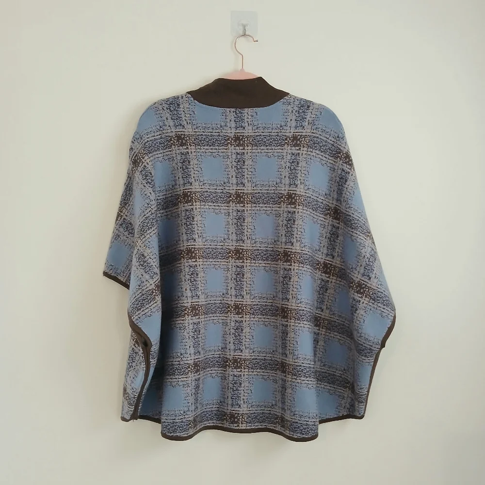 NWOT Max Studio Knit Blue and Brown Plaid Poncho Zip Sweater